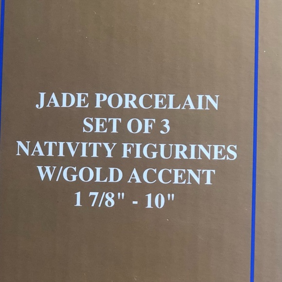 40% off Jade Porcelain Rare Vintage Nativity Figurine Mary Joseph and Baby Jesus - Picture 8 of 10